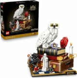 LEGO Harry Potter Piedra Filosofal: Edición para Coleccionistas – Maqueta para Adultos de Escena de Película – Decoración del Hogar – Figura de Lechuza Hedwig y 3 Minigfiguras – Regalo para Fans 76466